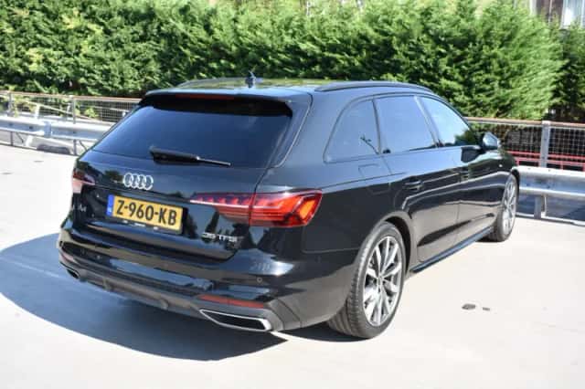 Audi A4 (2024) thumbnail 4