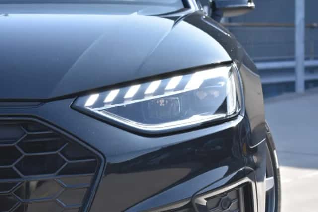 Audi A4 (2024) thumbnail 5