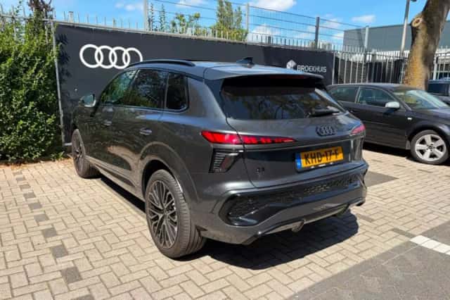 Audi Q3 (2026) thumbnail 2