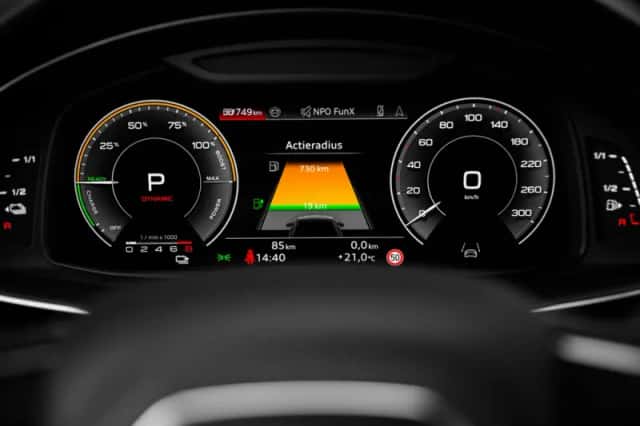 Audi Q8 (2025) thumbnail 12