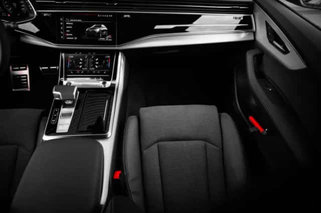 Audi Q8 (2025) thumbnail 15