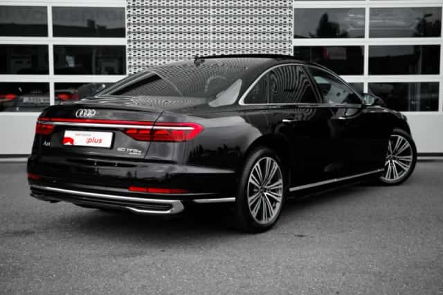 Audi A8 (2025) thumbnail 2