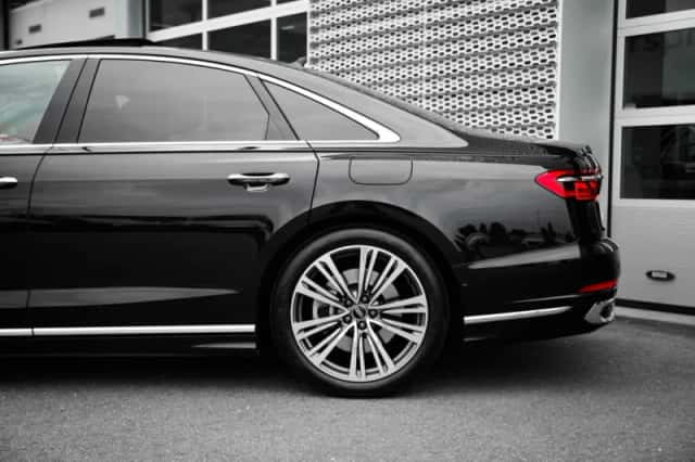 Audi A8 (2025) thumbnail 15