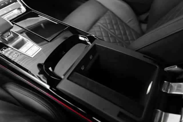 Audi A8 (2025) thumbnail 43