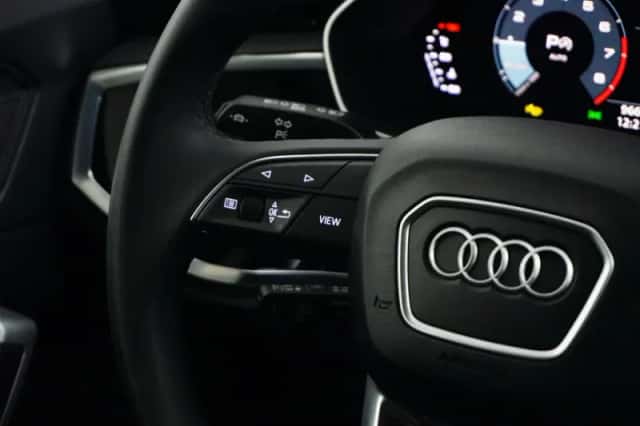 Audi Q3 (2025) thumbnail 11