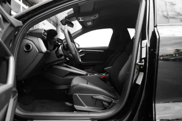Audi A3 (2025) thumbnail 18