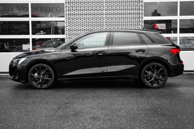 Audi A3 (2025) thumbnail 5