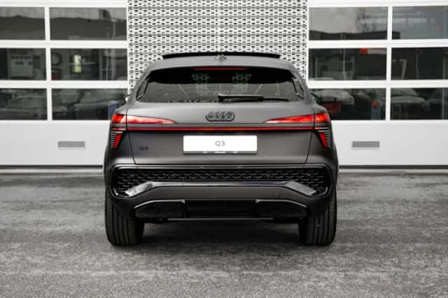 Audi Q3 (2026) thumbnail 4