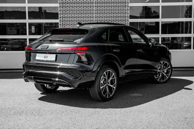 Audi Q3 (2026) thumbnail 2