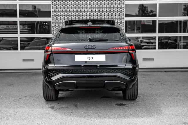 Audi Q3 (2026) thumbnail 4