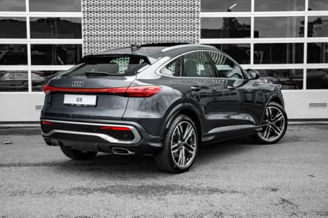 Audi Q5 (2026) thumbnail 2