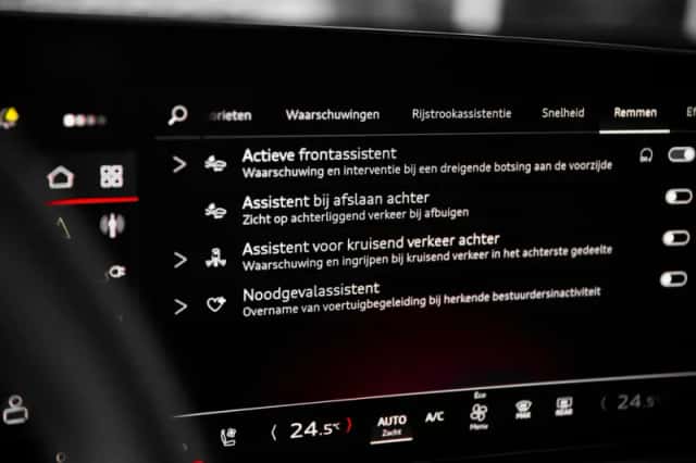Audi A6 (2025) thumbnail 41
