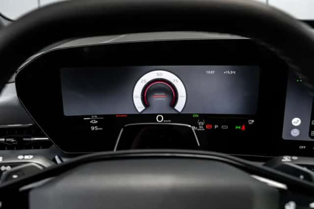 Audi Q6 e-tron (2026) thumbnail 12