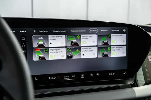 Audi Q6 e-tron (2026) thumbnail 33