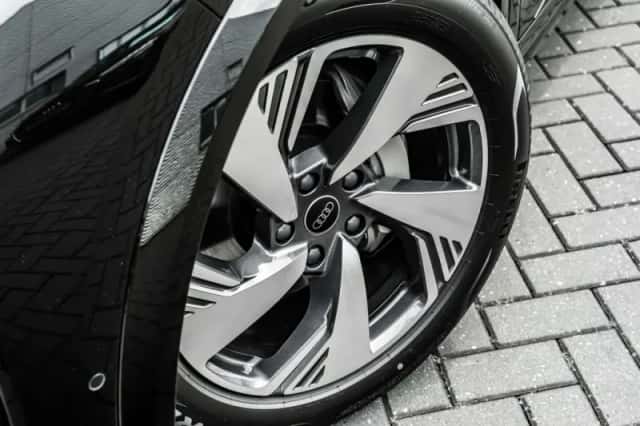 Audi Q6 e-tron (2026) thumbnail 7