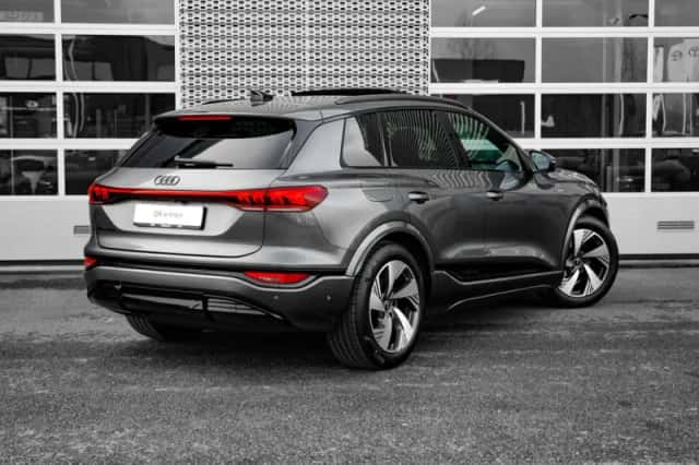 Audi Q6 e-tron (2026) thumbnail 2