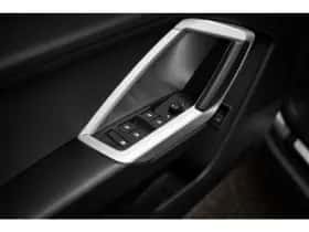 Audi Q3 (2023) thumbnail 17