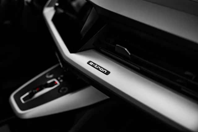 Audi Q4 e-tron (2022) thumbnail 15