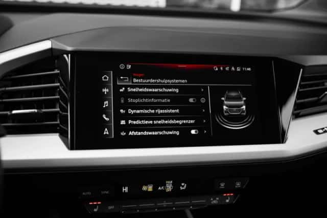 Audi Q4 e-tron (2022) thumbnail 23