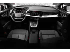 Audi Q4 e-tron (2022) thumbnail 9
