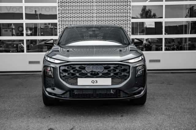Audi Q3 (2026) thumbnail 3