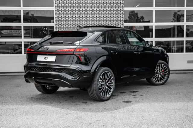 Audi Q3 (2026) thumbnail 2