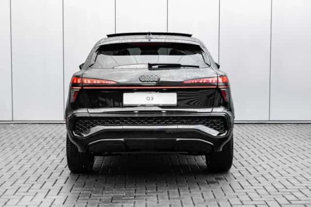 Audi Q3 (2026) thumbnail 4