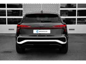 Audi Q3 (2026) thumbnail 3
