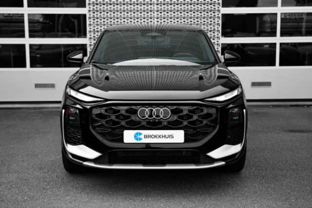 Audi Q3 (2026) thumbnail 4