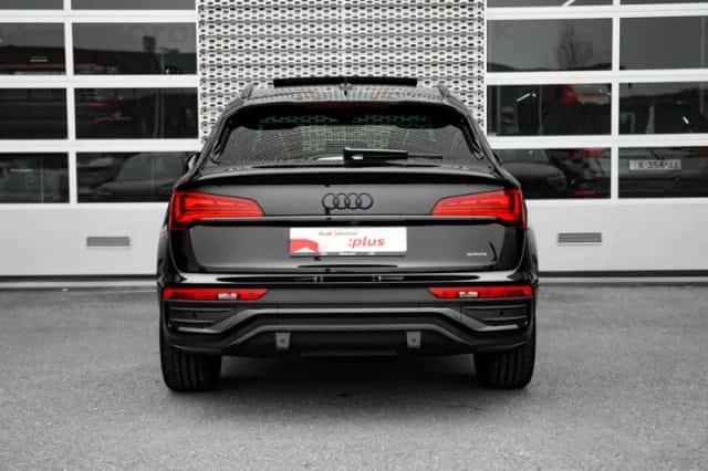 Audi Q5 (2025) thumbnail 4