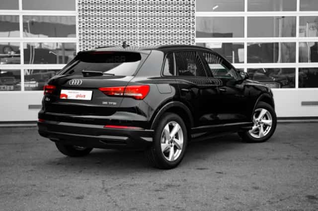 Audi Q3 (2025) thumbnail 2