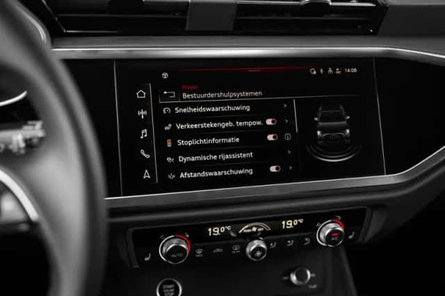 Audi Q3 (2025) thumbnail 22
