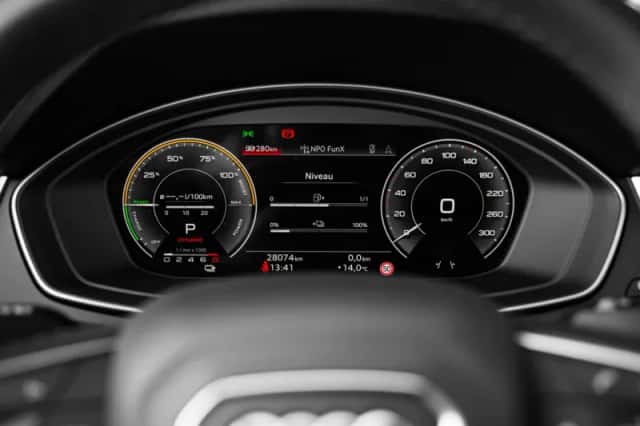 Audi Q5 (2024) thumbnail 11