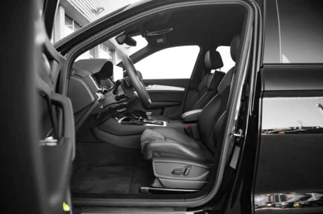 Audi Q5 (2024) thumbnail 16