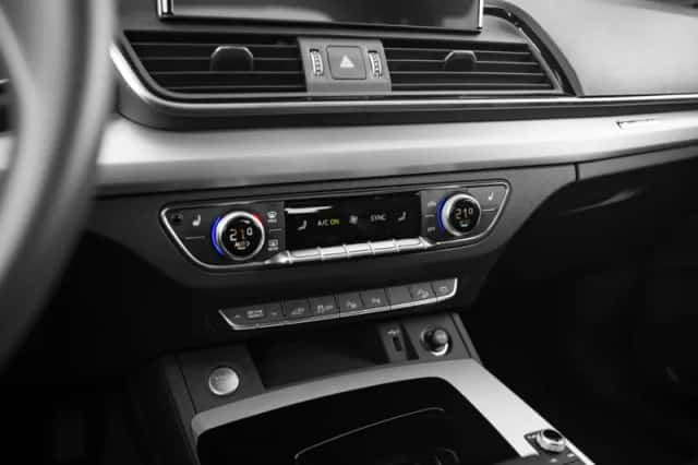 Audi Q5 (2024) thumbnail 23