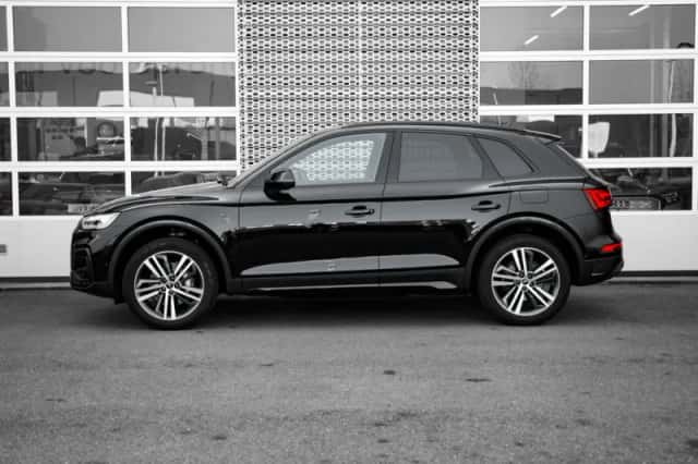 Audi Q5 (2024) thumbnail 5