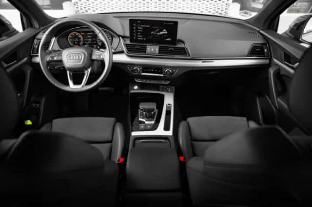 Audi Q5 (2024) thumbnail 9