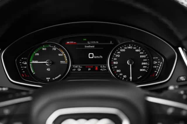 Audi Q5 (2023) thumbnail 12