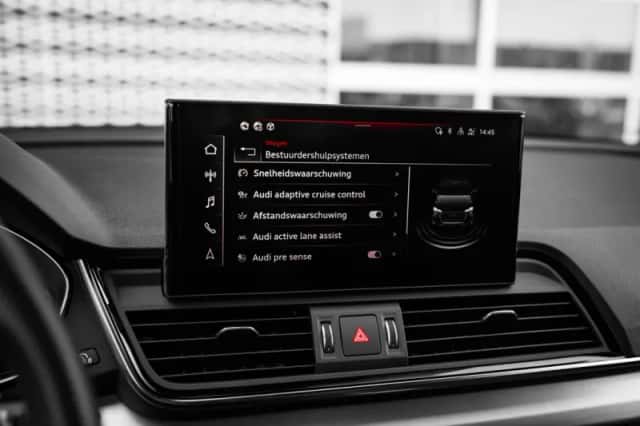 Audi Q5 (2023) thumbnail 27