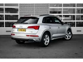 Audi Q5 (2022) thumbnail 2