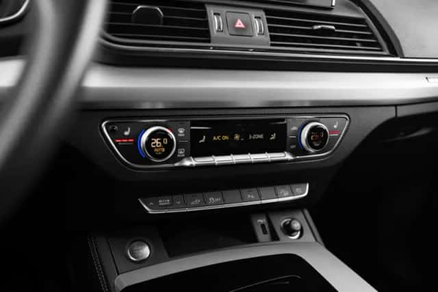 Audi Q5 (2022) thumbnail 22