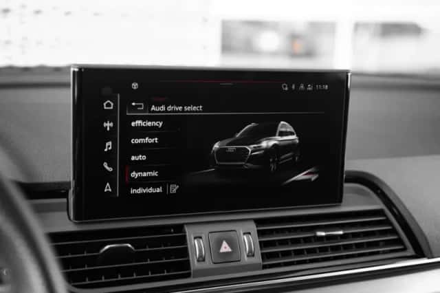 Audi Q5 (2022) thumbnail 23