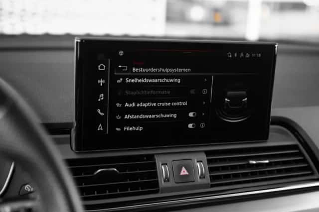 Audi Q5 (2022) thumbnail 26