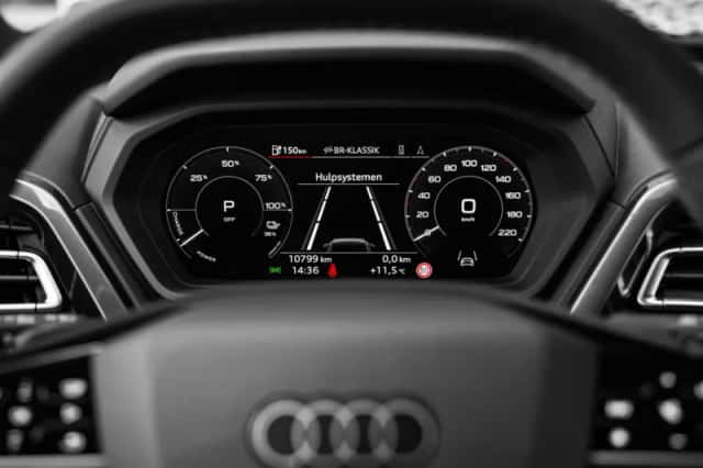 Audi Q4 (2025) thumbnail 12