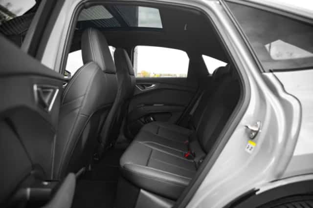Audi Q4 (2025) thumbnail 22