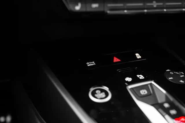 Audi Q4 (2025) thumbnail 25