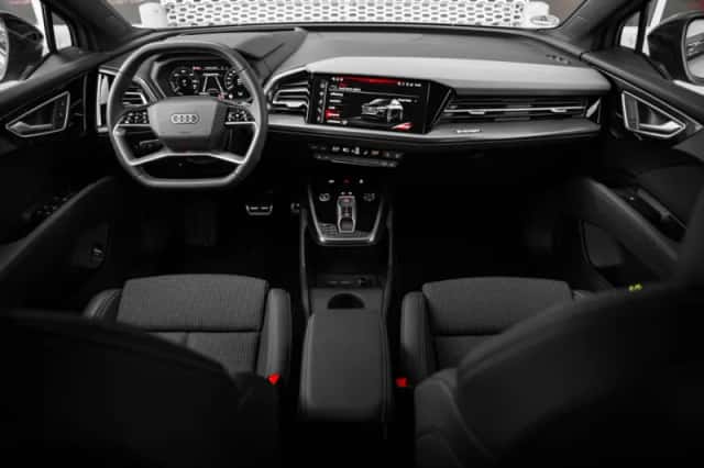 Audi Q4 (2025) thumbnail 10