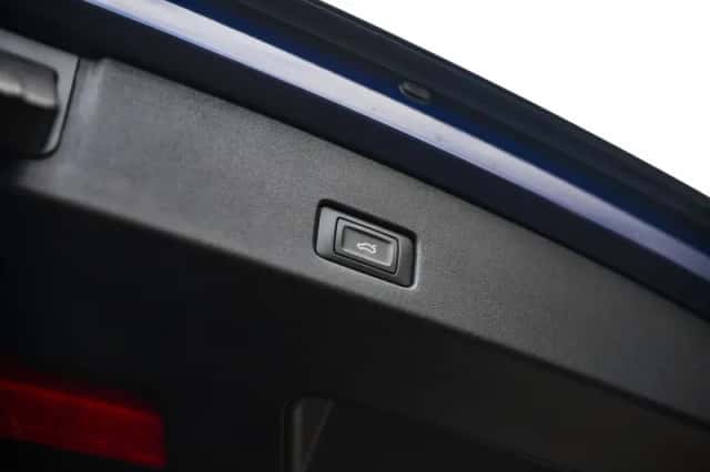 Audi Q4 e-tron (2024) thumbnail 14