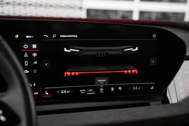 Audi Q6 e-tron (2024) thumbnail 30