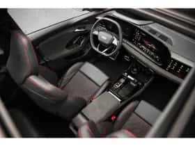 Audi Q6 e-tron (2024) thumbnail 9